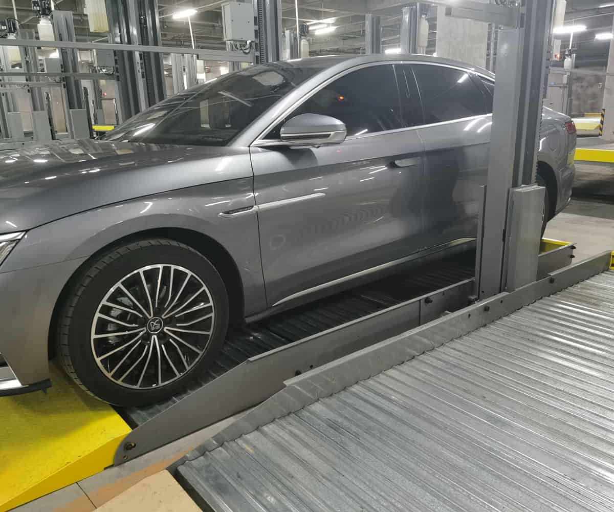 康定升降平移式機(jī)械式立體停車設(shè)備二手