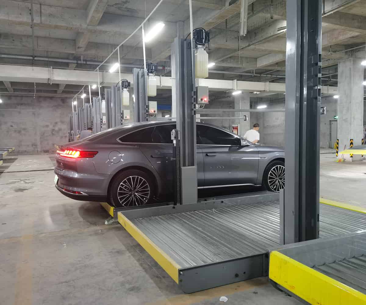地下室簡易升降機械車庫出租.jpg