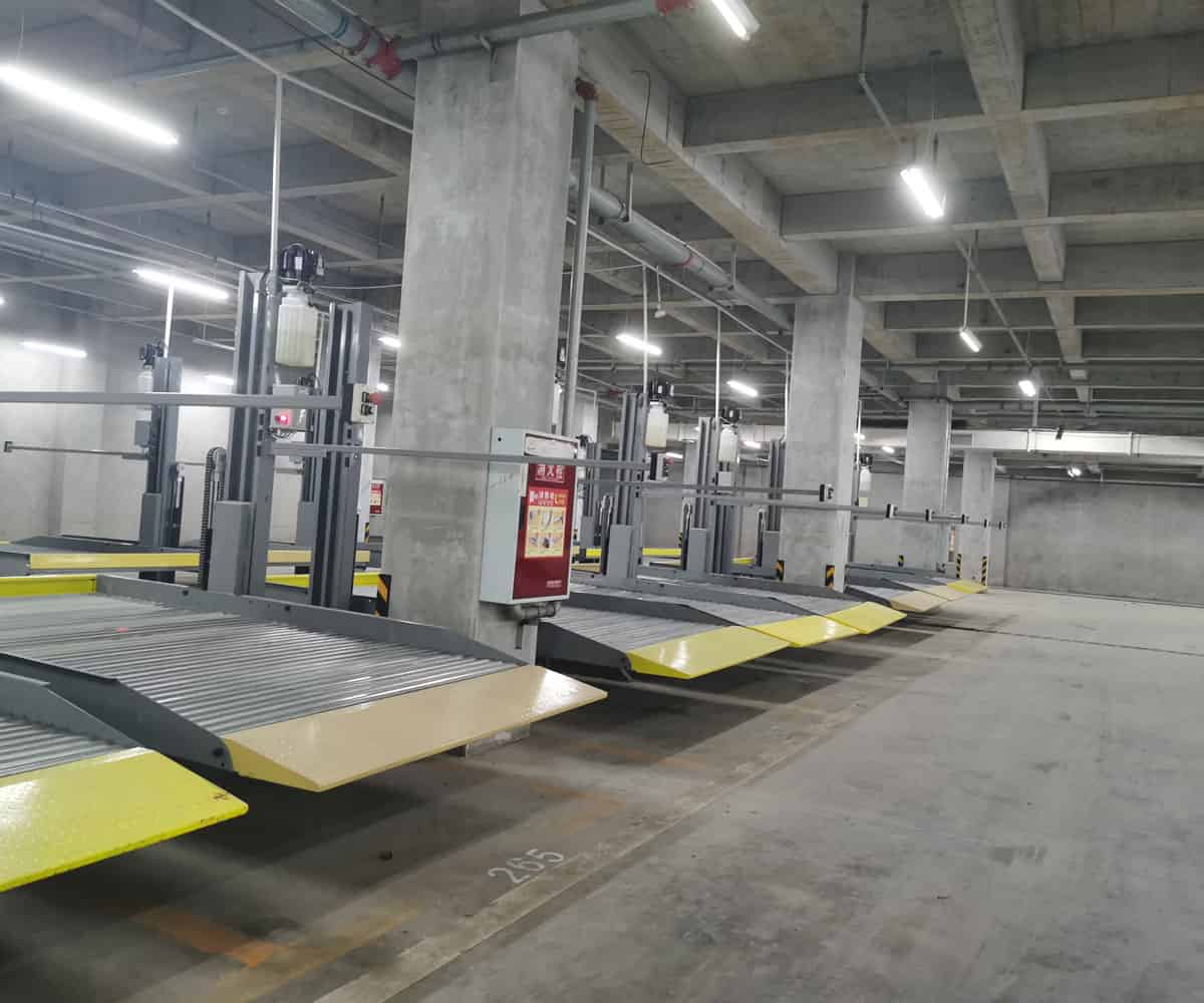 PSH左右橫移機械式停車庫安裝.jpg